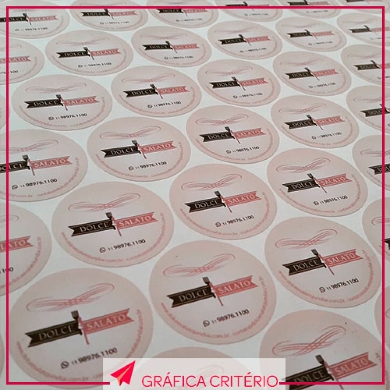 Impressão Personalizada Etiquetas com Corte Especial Santa Cecília - Adesivos Personalizados para Vitrines